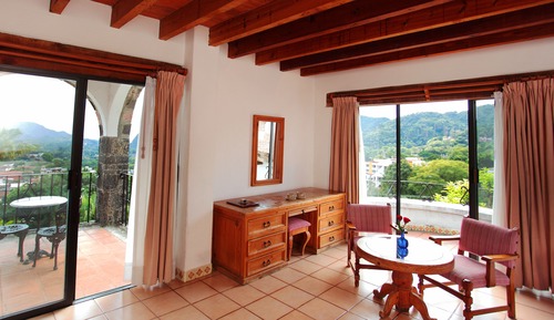 Junior Suite with Terrace and Beautiful View