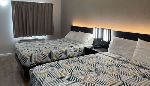 Standard Room, 2 Double Beds, Smoking, Kitchenette