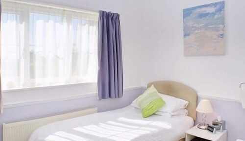Single Room, Ensuite, Sea View (Sky Room)