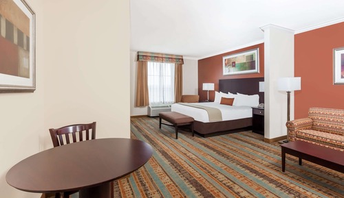 Studio Suite, 1 King Bed, Non Smoking