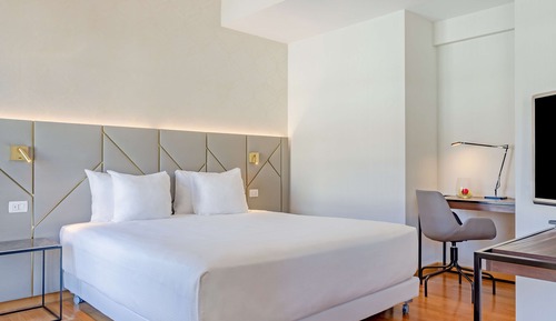 Premium Room (Extra Large)