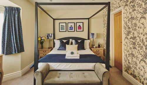 Double Room, Ensuite (Four Poster)
