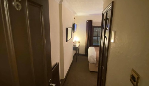 Comfort Double Room, Ensuite (Room 6 Small Double Room)