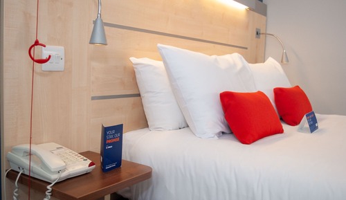 Standard Room, 1 Double Bed with Sofa bed, Accessible (with Free Hot Breakfast)