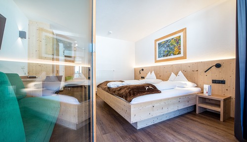 Superior Double or Twin Room, Balcony (Girasole)