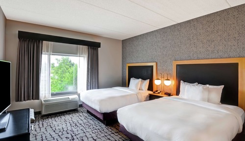 Room (2 Queen Beds & 1 Sofa Bed)