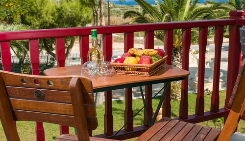Standard Double Room, 1 Double or 2 Twin Beds, Partial Sea View