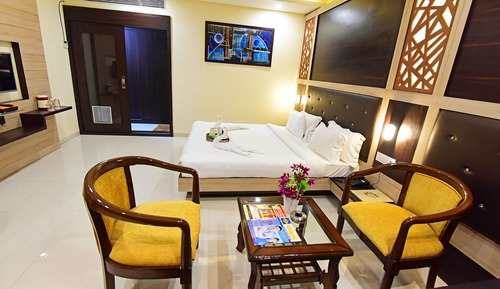 Deluxe Suite