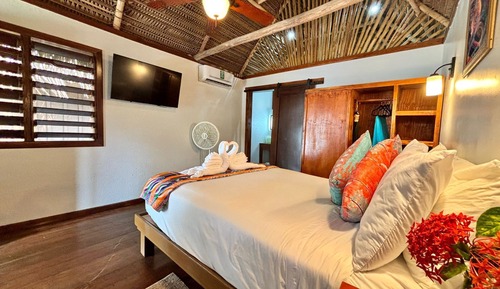 Basic Cabin, 1 Queen Bed
