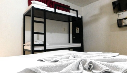 Family Room, 1 Bedroom