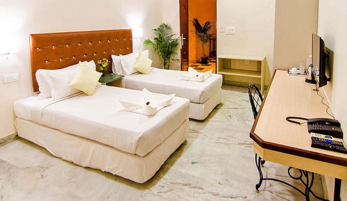 Deluxe Room, 2 Twin Beds, Non Smoking
