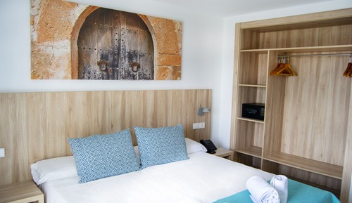 Standard Double Room, Balcony, Pool View