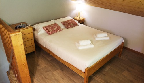 Apartment, Multiple Beds