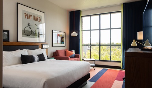 Suite, 1 King Bed