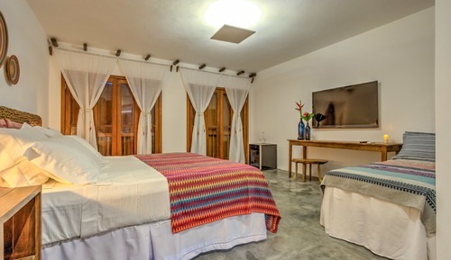 Deluxe Suite, Multiple Beds, Non Smoking, Pool View