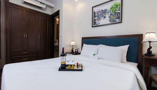 Suite, 2 Bedrooms, City View
