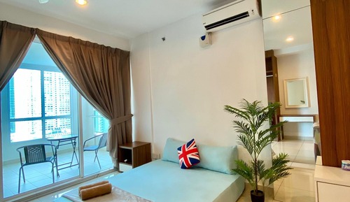 Superior Studio, Partial Ocean View