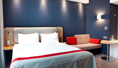 Room, 1 Queen Bed with Sofa bed