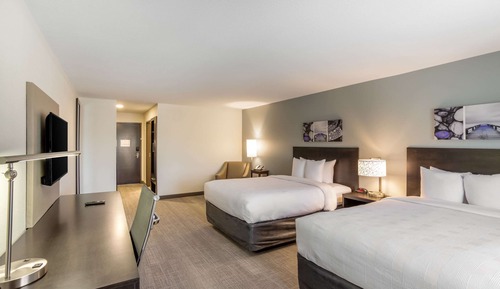 Suite, 2 Queen Beds, Non Smoking