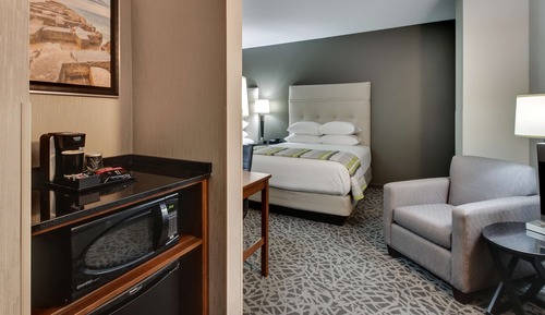 Deluxe Room, 2 Queen Beds, Refrigerator & Microwave (Hearing Accessible, Upper Floor)