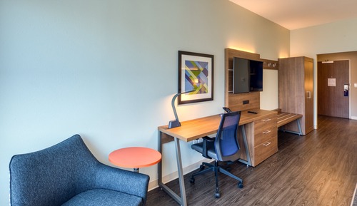 Suite, 1 King Bed