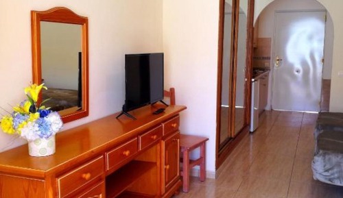 Studio, Sea View