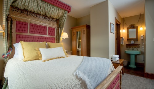 Room, 1 Queen Bed, Non Smoking (Room # 2 upstairs)
