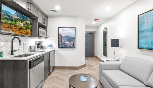 Superior Condo