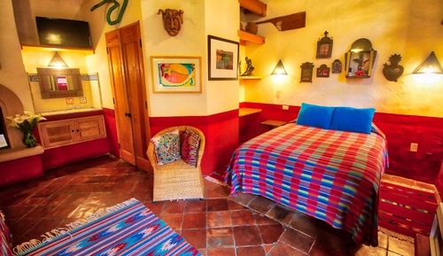 Deluxe Double Room, 1 Bedroom, Non Smoking, Courtyard View (Colonial)