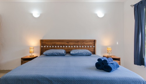 Standard Studio, 1 King Bed, Kitchen, Garden View
