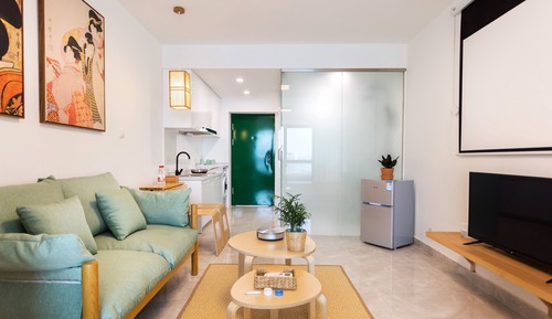 1 Bedroom Apartment