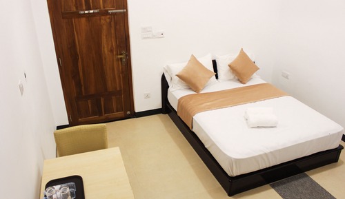Basic Double Room, 1 Double Bed