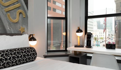 Suite, 1 Bedroom (Living Area)