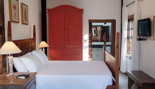 Deluxe Room, Annex Building