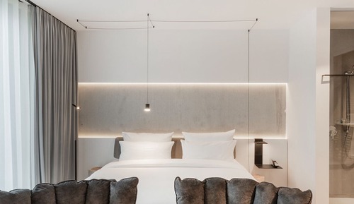 Deluxe Room, 1 King Bed (Lounge)