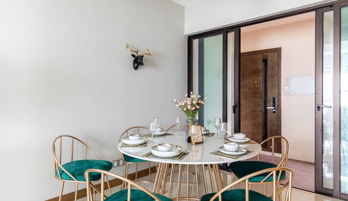 Three Bedrooms Apartment