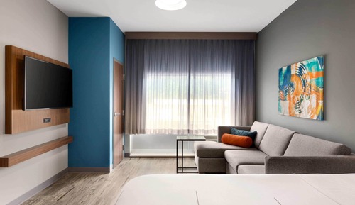 Deluxe Room, 1 King Bed, Non Smoking
