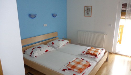 Room, Balcony