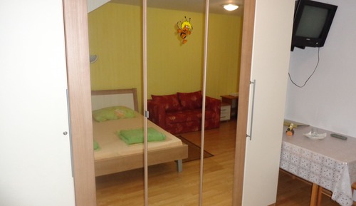 Apartment, Balcony