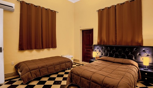 Classic Room (#1)