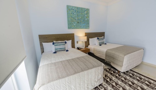 Superior Suite, 2 Bedrooms, 2 Bathrooms (Sala y Comedor)