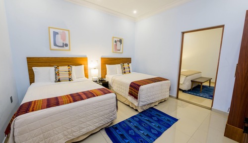 Junior Suite, 2 Bedrooms (sala y comedor)