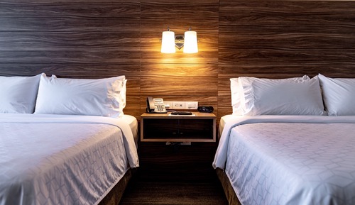 Standard Room, 2 Queen Beds (Walk-In Shower)