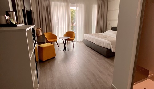 Comfort Room