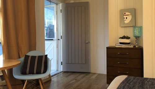 Cabin Room