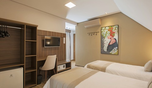 Premium Suite, Multiple Beds, Non Smoking, Bathtub
