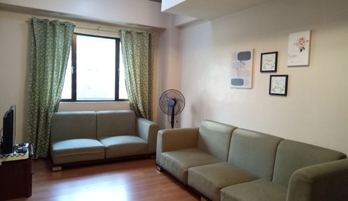 Chic 1BR-BGC Center n/Burgos Circle/St. Lukes