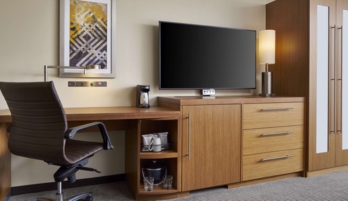Room (2 Queenbeds & 1 Sofabed)