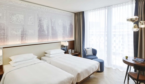Suite, 3 Bedrooms