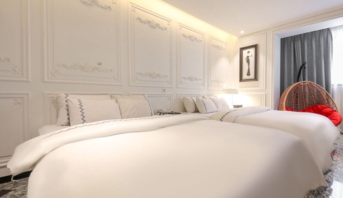Mari Suite